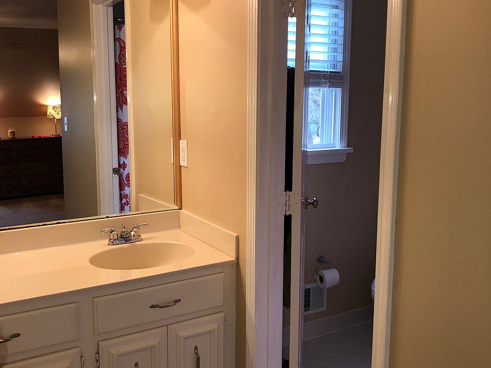 1st image of 510 Running Creek Pl