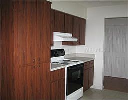 4th image of 755 Amhurst Dr