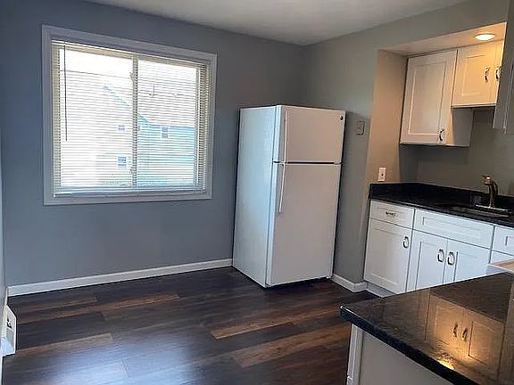 3rd image of 17105 Madison Ave APT 2