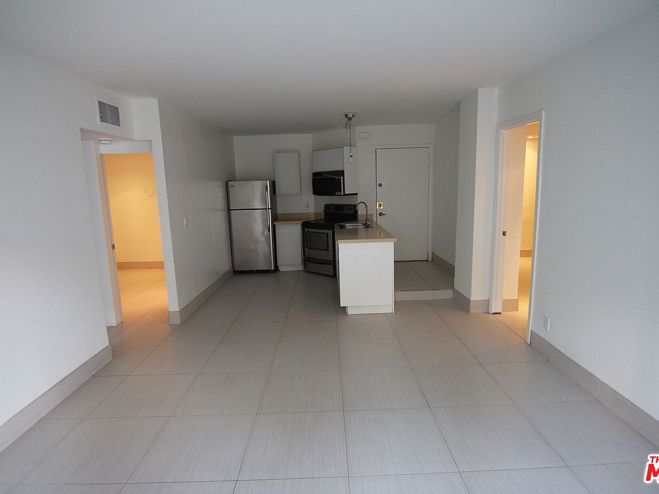 1st image of 3949 Los Feliz Blvd Unit 111