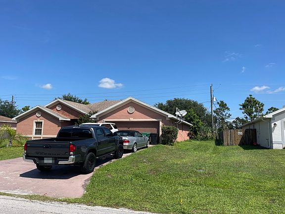 2nd image of 1089 SW Janette Ave
