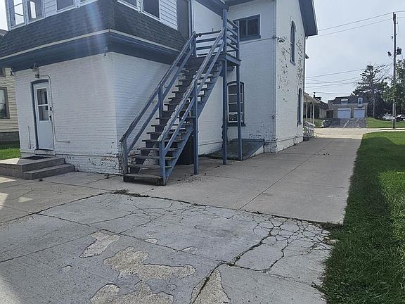 5th image of 1117 S 8th STREET