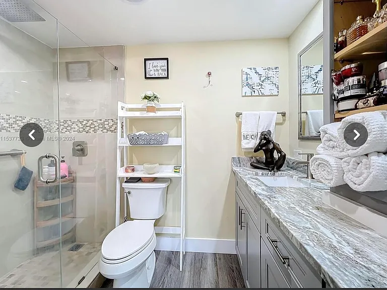 460 Paradise Isle Blvd #205 — Photo 12