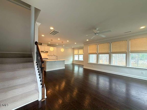 4th image of 1124 Craigmeade Dr
