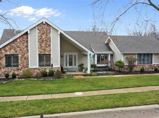 16373 Peppermill Dr, Chesterfield, MO 63005