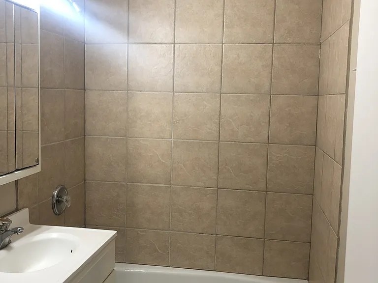 1469 Meyer St #6 — Photo 6