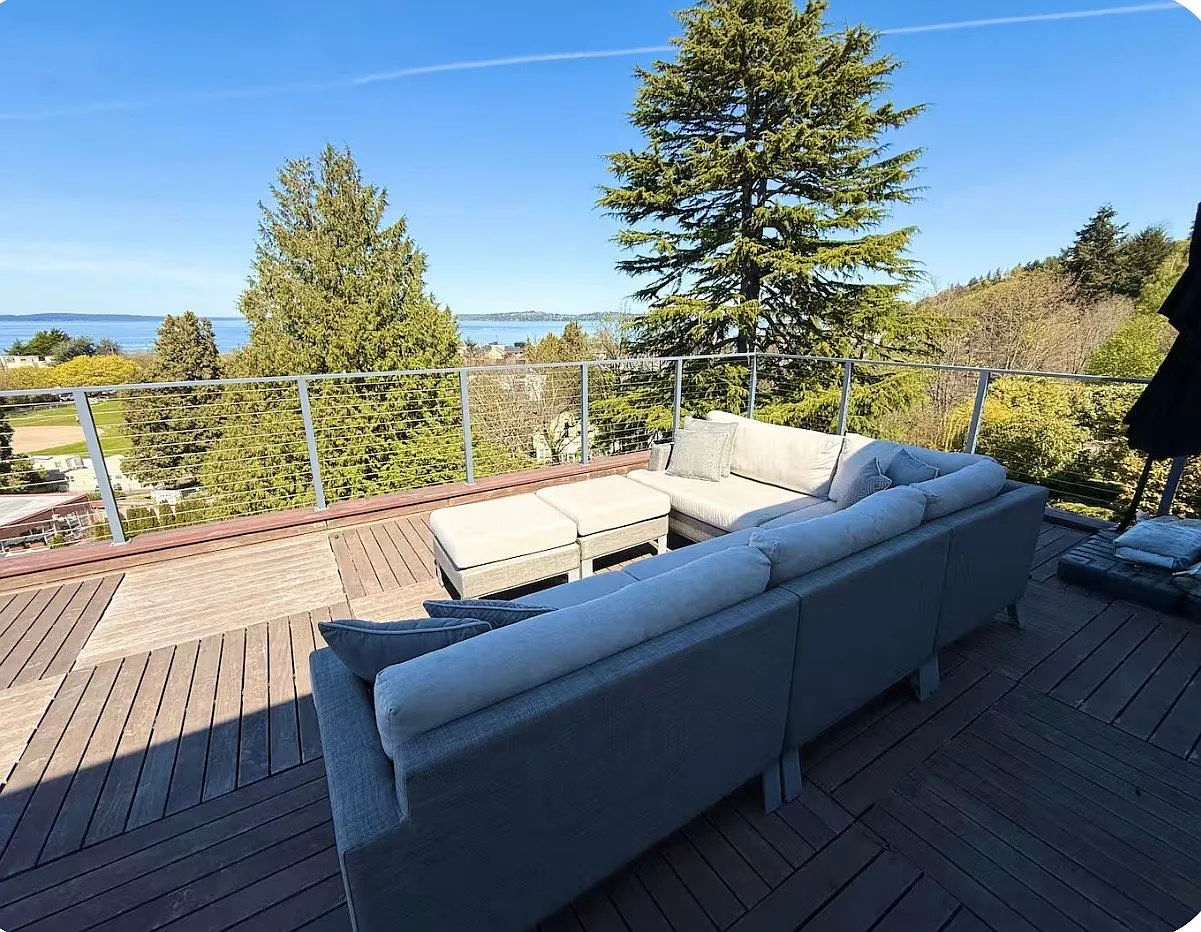 Beautiful Water View Home, Next Door To Park, Beach, Tennis Court — Photo 2