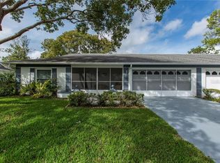 11101 Sandtrap Dr, Port Richey, FL 34668