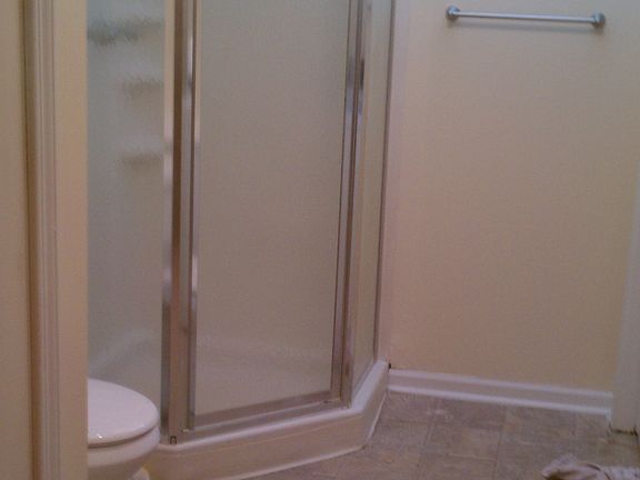 3rd image of 1002 S Skyline Dr