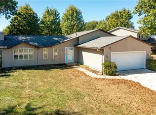 5249 Manchester Cir, North Ridgeville, OH 44039