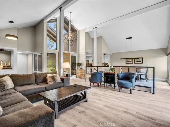 49 Montanas Este #23, Irvine, CA 92612