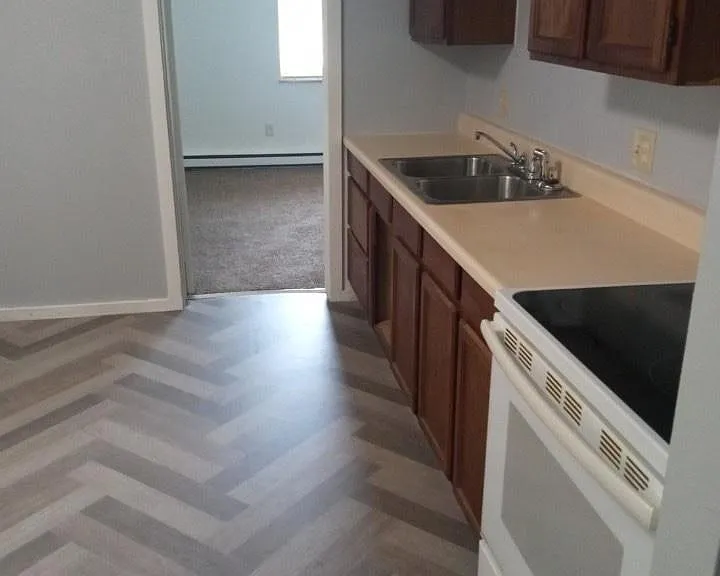 1641 Brooke Park Dr — Photo 5