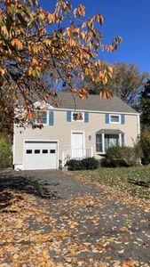 17 Laforge Rd, Darien, CT, 06820