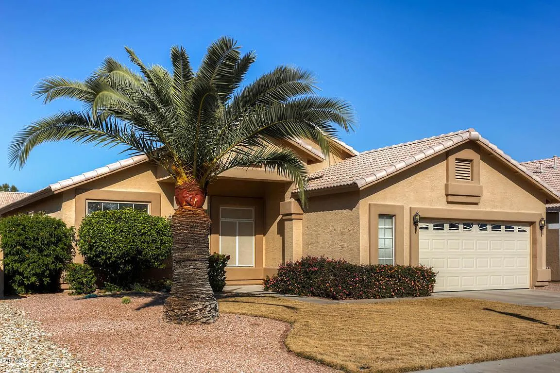 4 bed, 2122 sqft, $2,050 — Photo 1