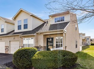 84 Stuart Dr #84, Norristown, PA 19401