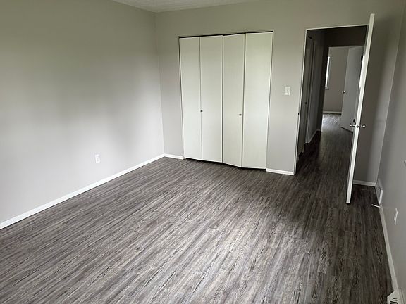 4th image of 4763 & 4767 Hudson Dr #4763