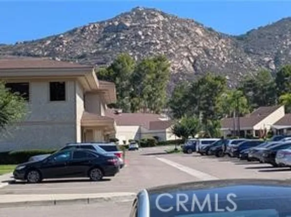 8860 Lawrence Welk Dr, Escondido, CA 92026