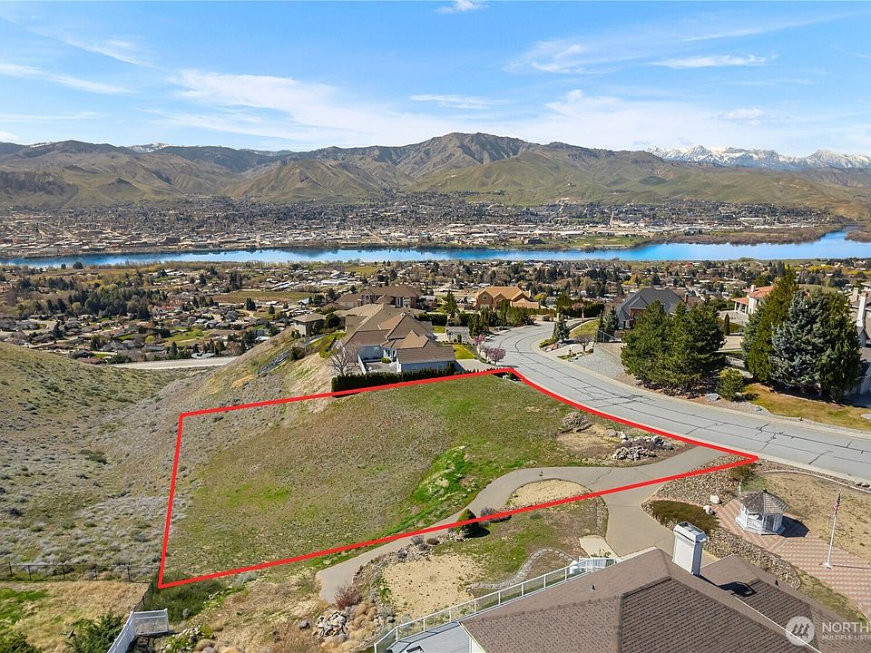 1st image of 2450 Twin Peaks View