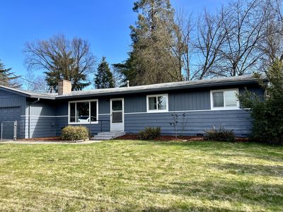2178 E McAndrews Rd, Medford, OR, 97504