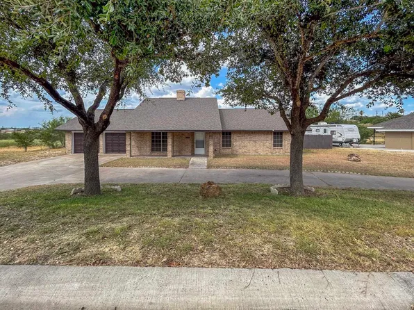 134 Cerrito Dr, Zapata, TX 78076