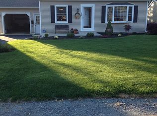 38 Parkwood Dr, Albany, NY