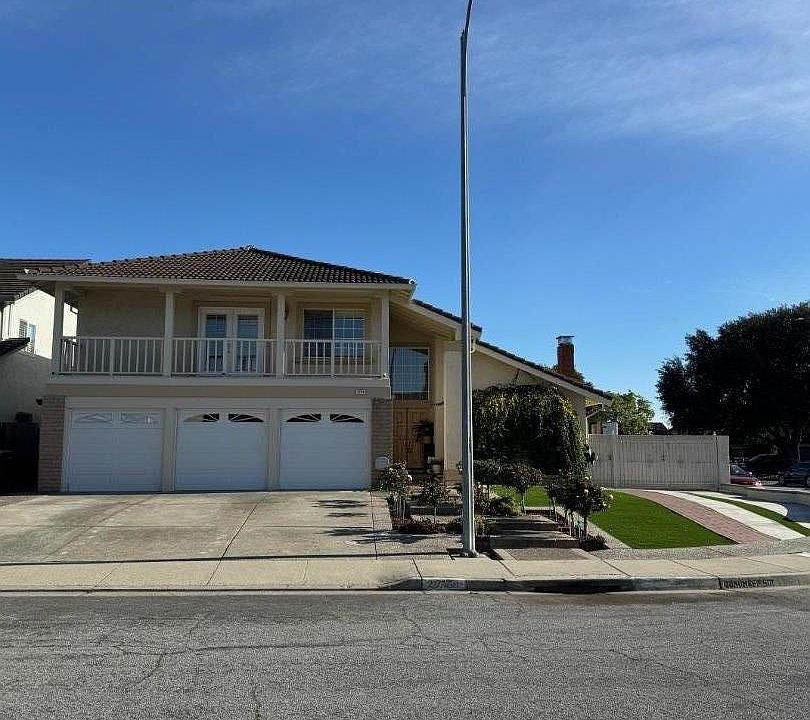 1st image of 2758 Boncheff Dr
