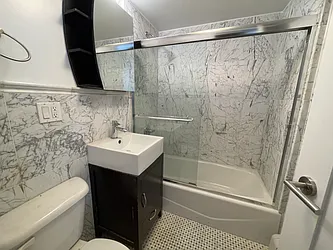 Rented by Coldwell Banker Warburg