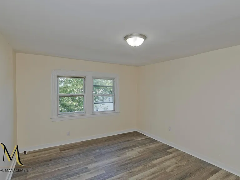 20 Sachem St — Photo 26