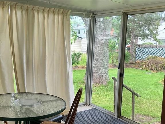 2nd image of 131 Brookwood Dr