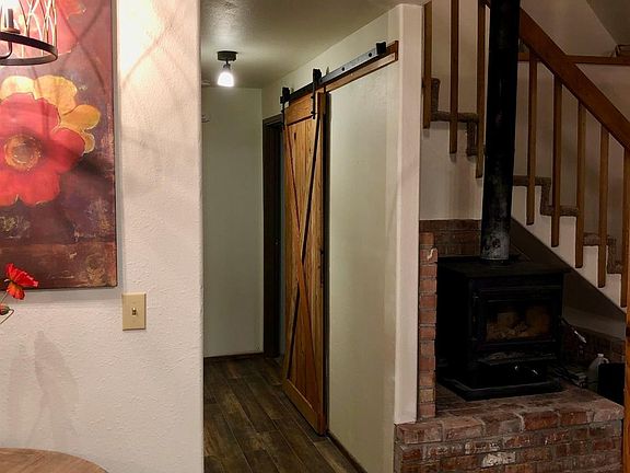 4th image of 53056 Woodstock Dr
