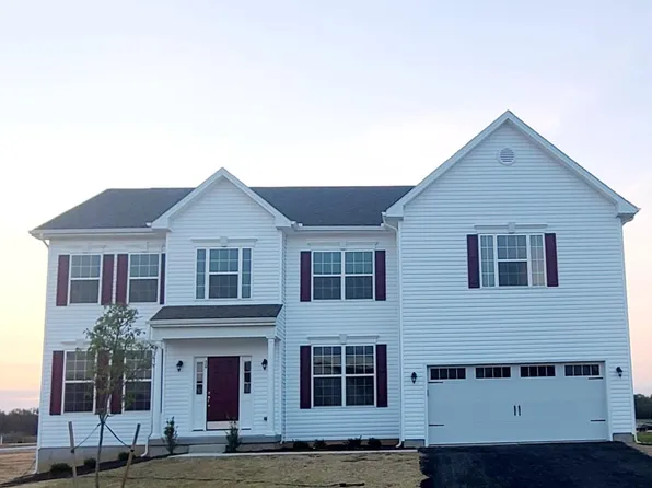 30 Charleston Cir, Dover, DE 19904