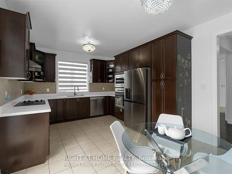 22 Vanwood Cres — Photo 23