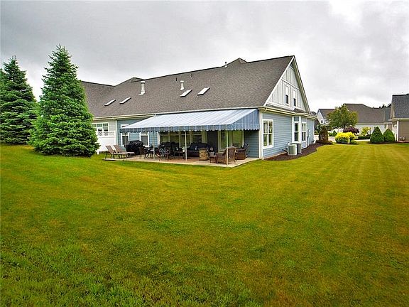 4th image of 4735 Shirley Ln #304