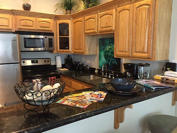 5th image of 129 E Cora Lee Dr #102
