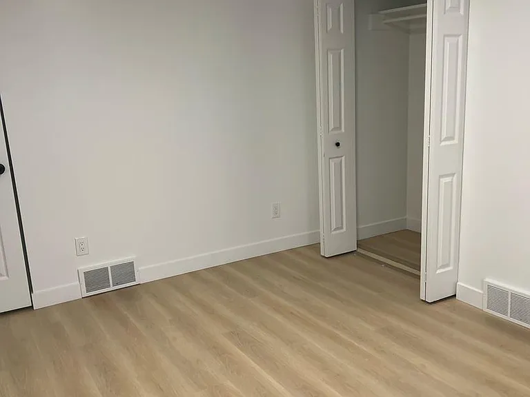 9731 Joseph Campau St — Photo 28