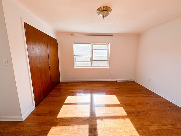 5th image of 2319 21st St