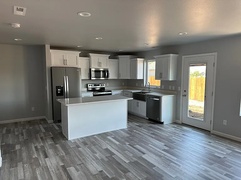 102 Marshall Loop — Photo 23
