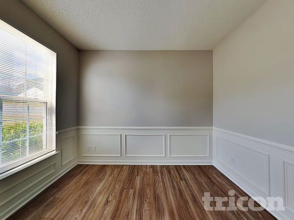4th image of 5920 Shining Oak Ln