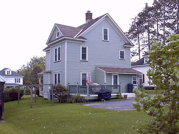 3rd image of 17 Harbour View Ter