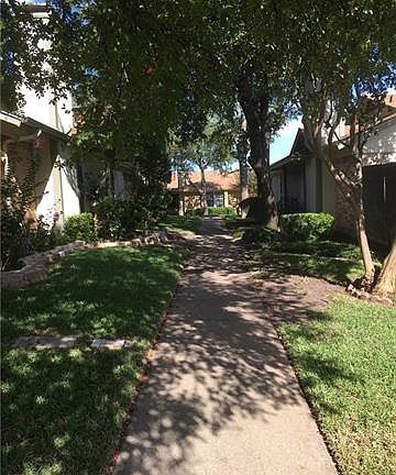 2nd image of 1914 Cobblestone Ln