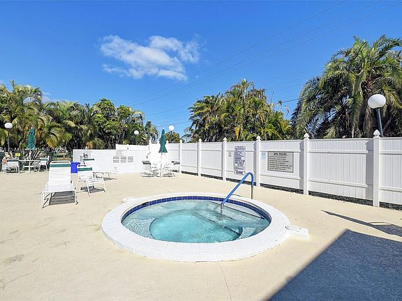 2nd image of 1520 NW 19th Ter APT 102
