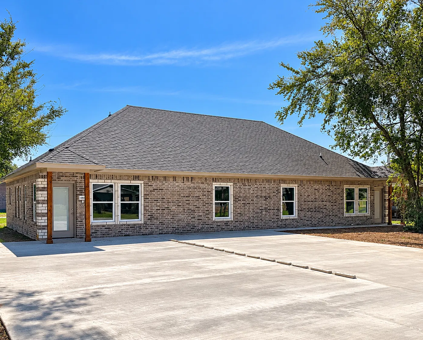 3 bed, 1150 sqft, $1,550 — Photo 2