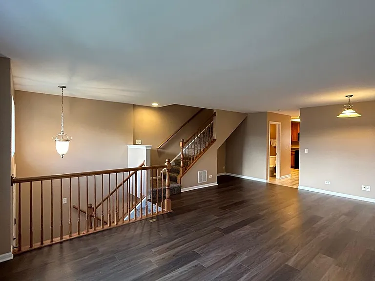 24427 John Adams Dr — Photo 2