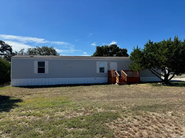 128 Private Road 1511, Bandera, TX 78003