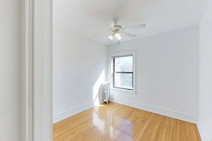 Maple Court — Photo 13