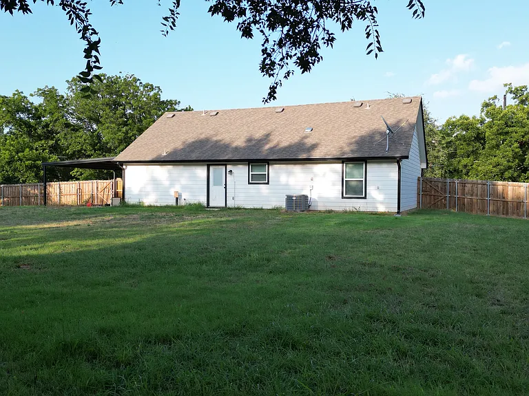 411 Pecan Tree Ct — Photo 27