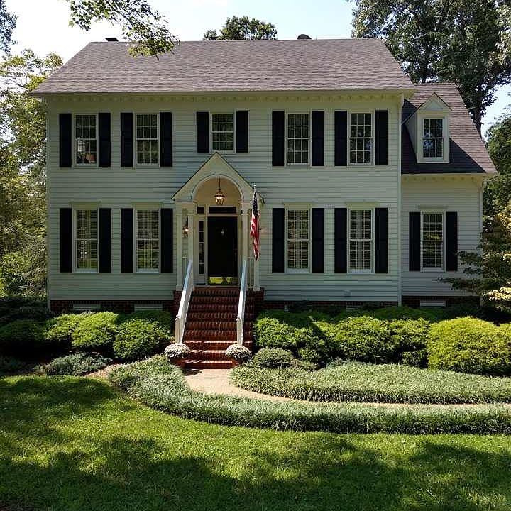 2nd image of 4600 Mockernut Ln