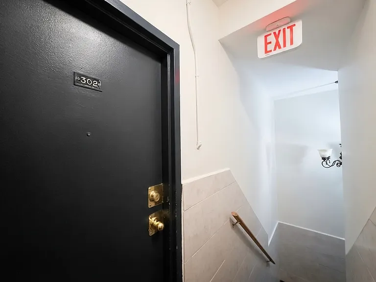 57 Cowan Ave #U302 — Photo 11