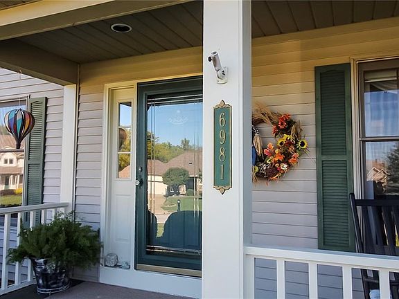 2nd image of 6981 Sturbridge Dr