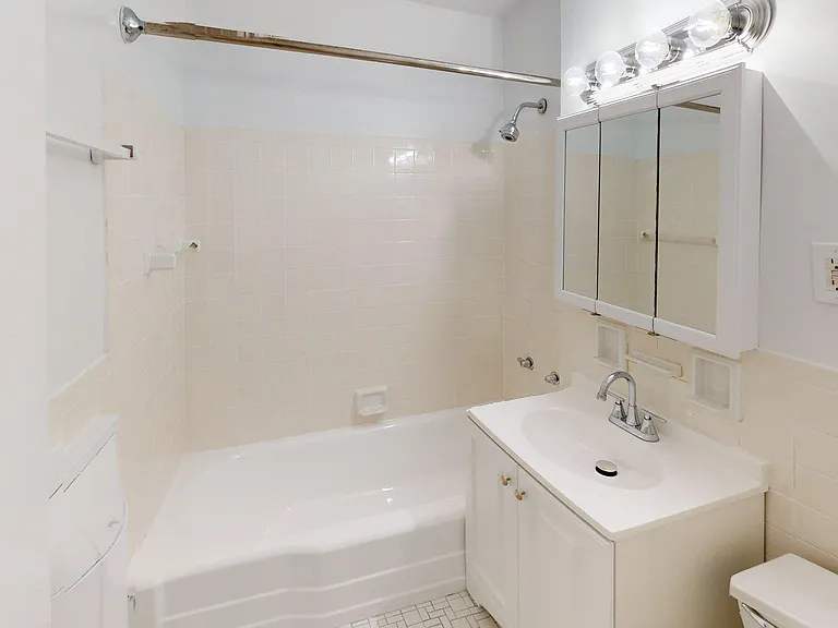 250 E 73rd St #16E — Photo 14